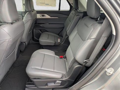 New 2026 Ford Explorer Active w/ Active Comfort Package image 15