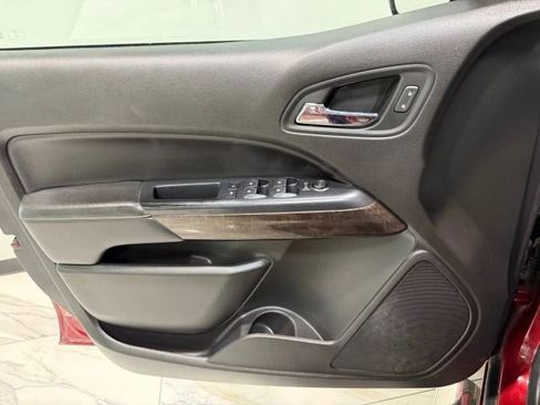 Used 2017 GMC Canyon SLT w/ Driver Alert Package image 60