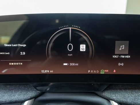 Used 2023 Lucid Air Pure AWD/4WD image 9