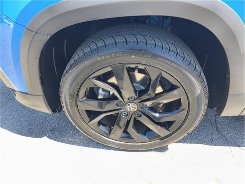Used 2023 Volkswagen Taos SE FWD image 20