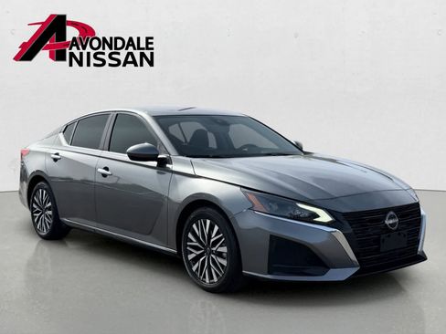 Certified 2023 Nissan Altima 2.5 SV image 9