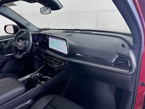 New 2025 Chevrolet Traverse LT w/ Enhanced Driving Package FWD image 33