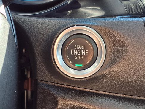 Used 2021 Buick Encore GX Preferred w/ Sport Touring Package FWD image 14