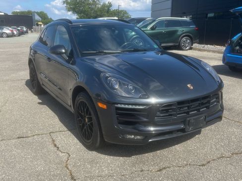 Used 2017 Porsche Macan GTS AWD/4WD image 5