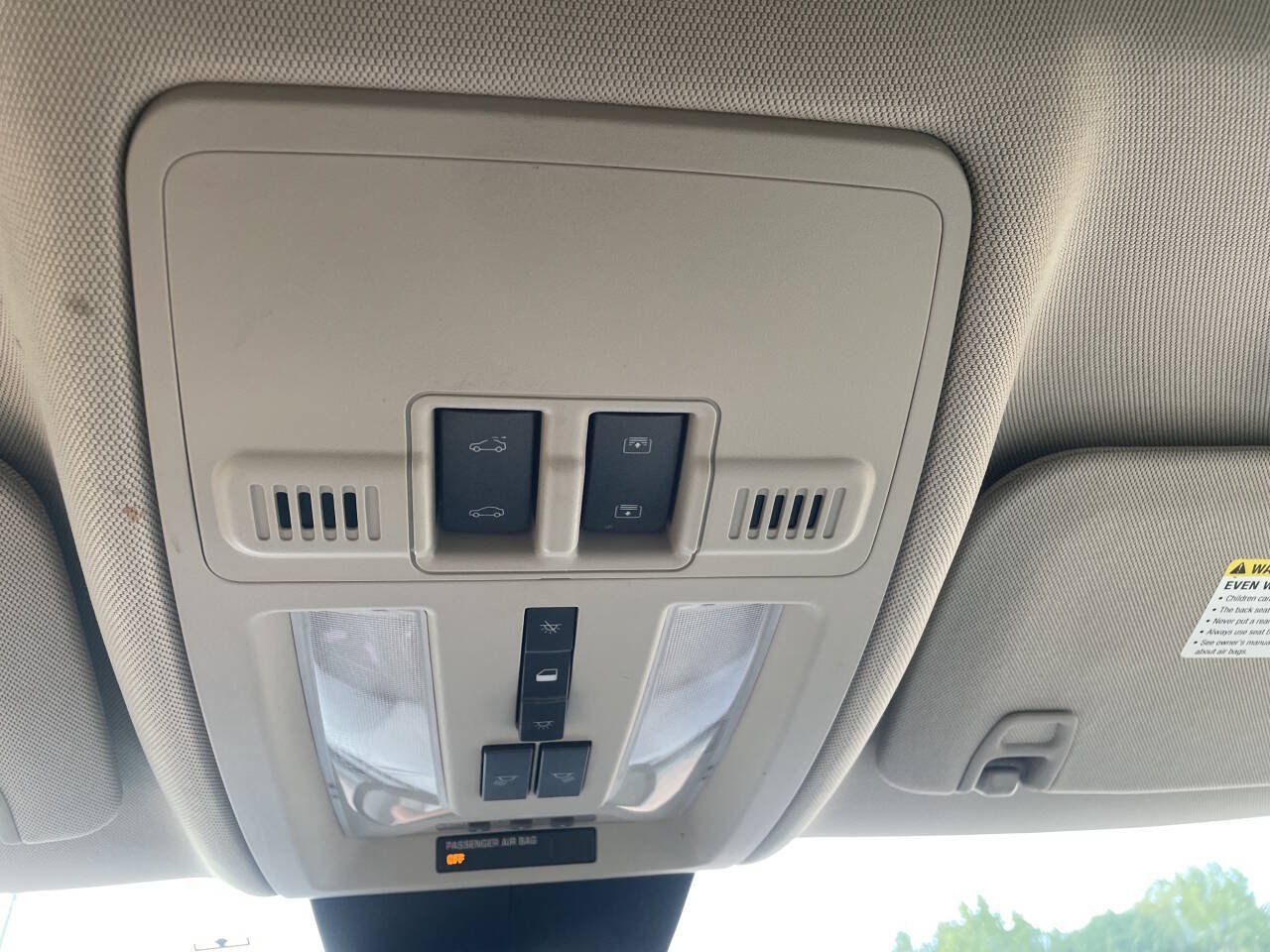 Used 2011 Cadillac SRX Performance FWD image 13