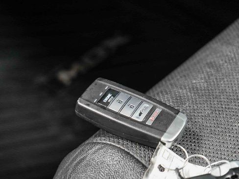 Used 2020 Acura MDX FWD w/ Technology Package image 31