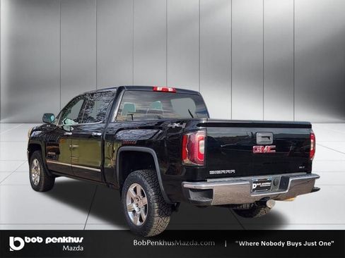 Used 2017 GMC Sierra 1500 SLT image 28