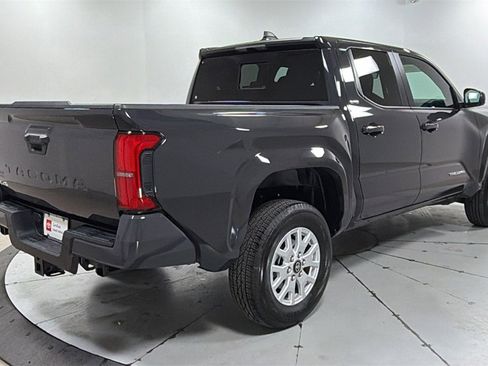 Certified 2025 Toyota Tacoma SR5 image 5