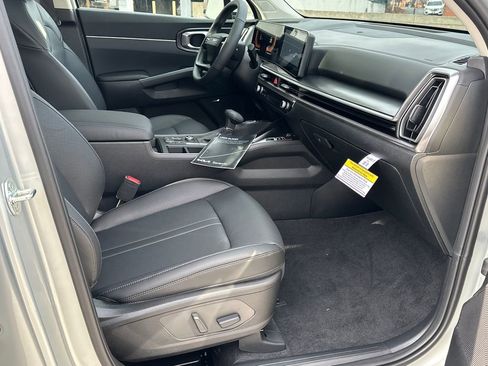 New 2026 Kia Sorento EX image 13