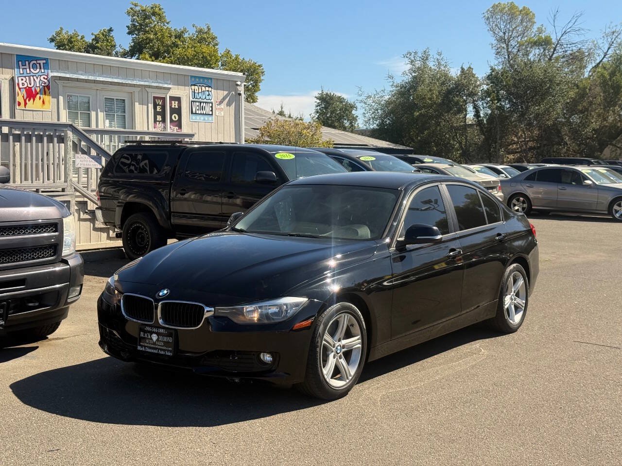 Used 2013 BMW 320i Sedan RWD image 1
