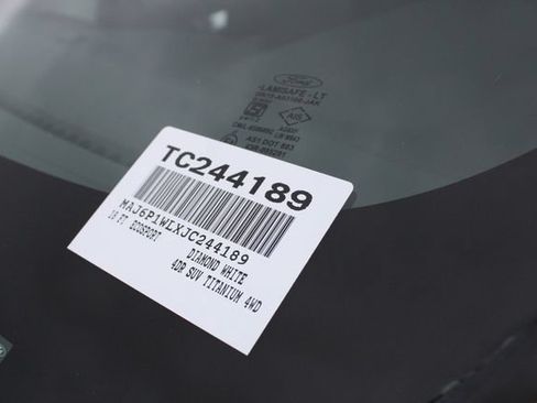 Used 2018 Ford EcoSport Titanium AWD/4WD image 41