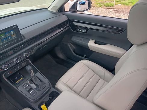 Used 2023 Honda CR-V EX-L image 16