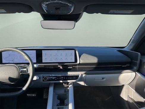 Used 2024 Hyundai Ioniq 6 Limited image 20