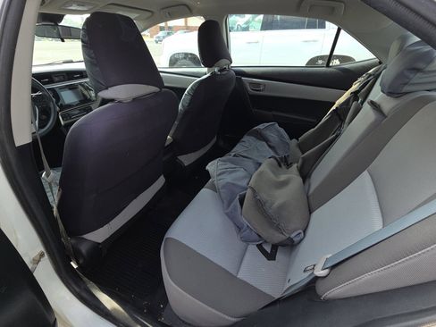 Used 2017 Toyota Corolla LE FWD image 13