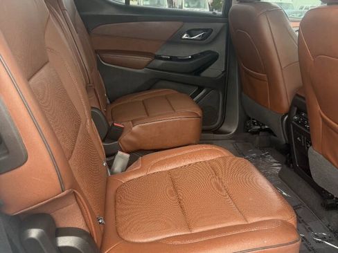 Used 2018 Chevrolet Traverse High Country AWD/4WD image 12