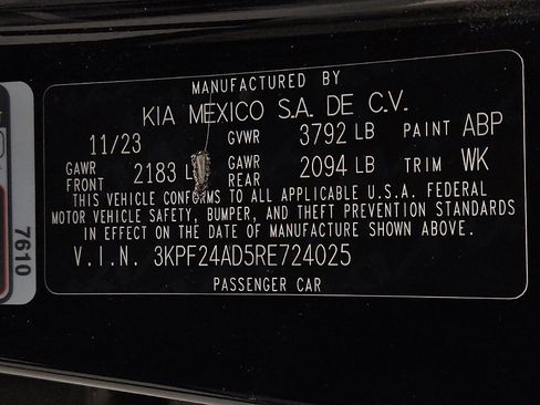 Used 2024 Kia Forte LXS FWD image 33