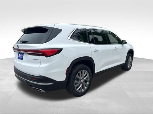 Used 2026 Buick Enclave Preferred AWD/4WD image 6