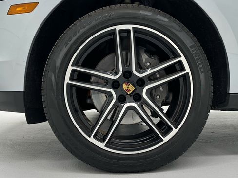 Used 2021 Porsche Macan AWD/4WD image 9