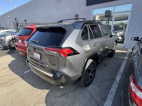 Used 2024 Toyota RAV4 XSE w/ Weather Package AWD/4WD image 4