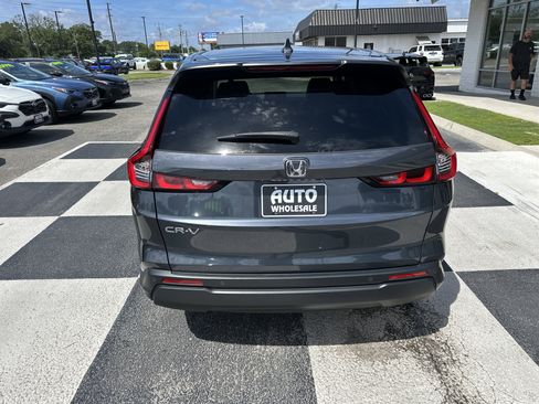 Used 2024 Honda CR-V EX-L image 4