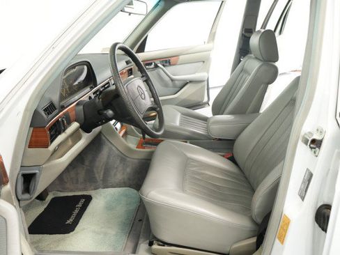 Used 1987 Mercedes-Benz 300 SDL image 33