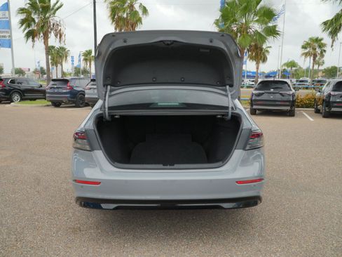 Used 2024 Honda Accord EX-L image 12