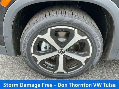 New 2026 Volkswagen Tiguan SE AWD/4WD image 9