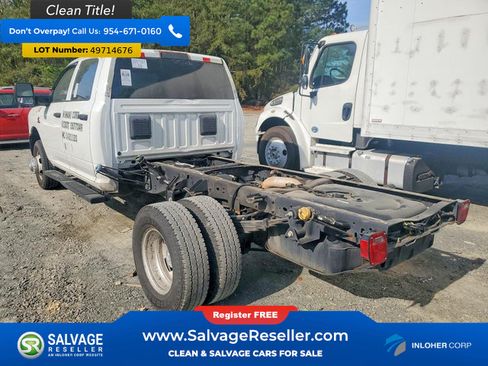 Used 2023 RAM 3500 Tradesman w/ Max Tow Package AWD/4WD image 3