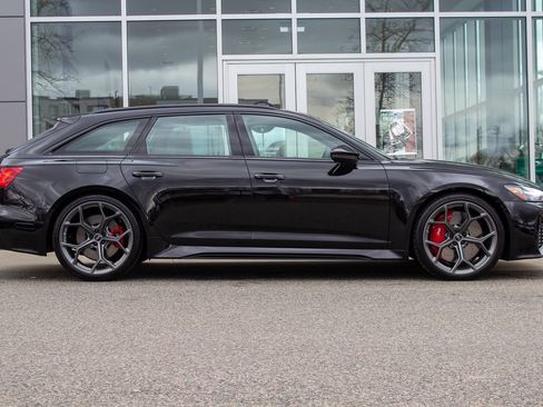 Used 2026 Audi RS 6 performance AWD/4WD image 4