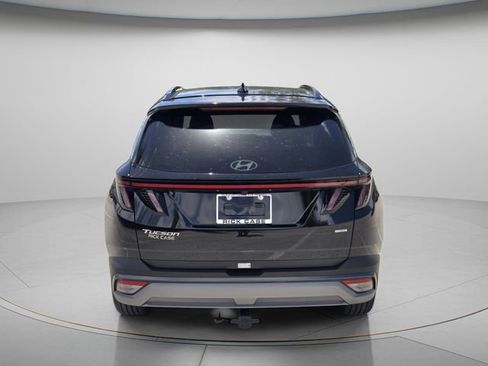 Used 2025 Hyundai Tucson Limited AWD/4WD image 6
