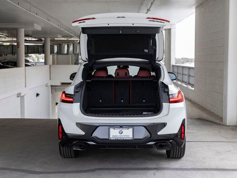 Certified 2023 BMW X4 M40i w/ Premium Package image 25