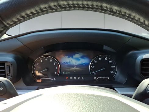 Used 2023 Ford Explorer XLT AWD/4WD image 11