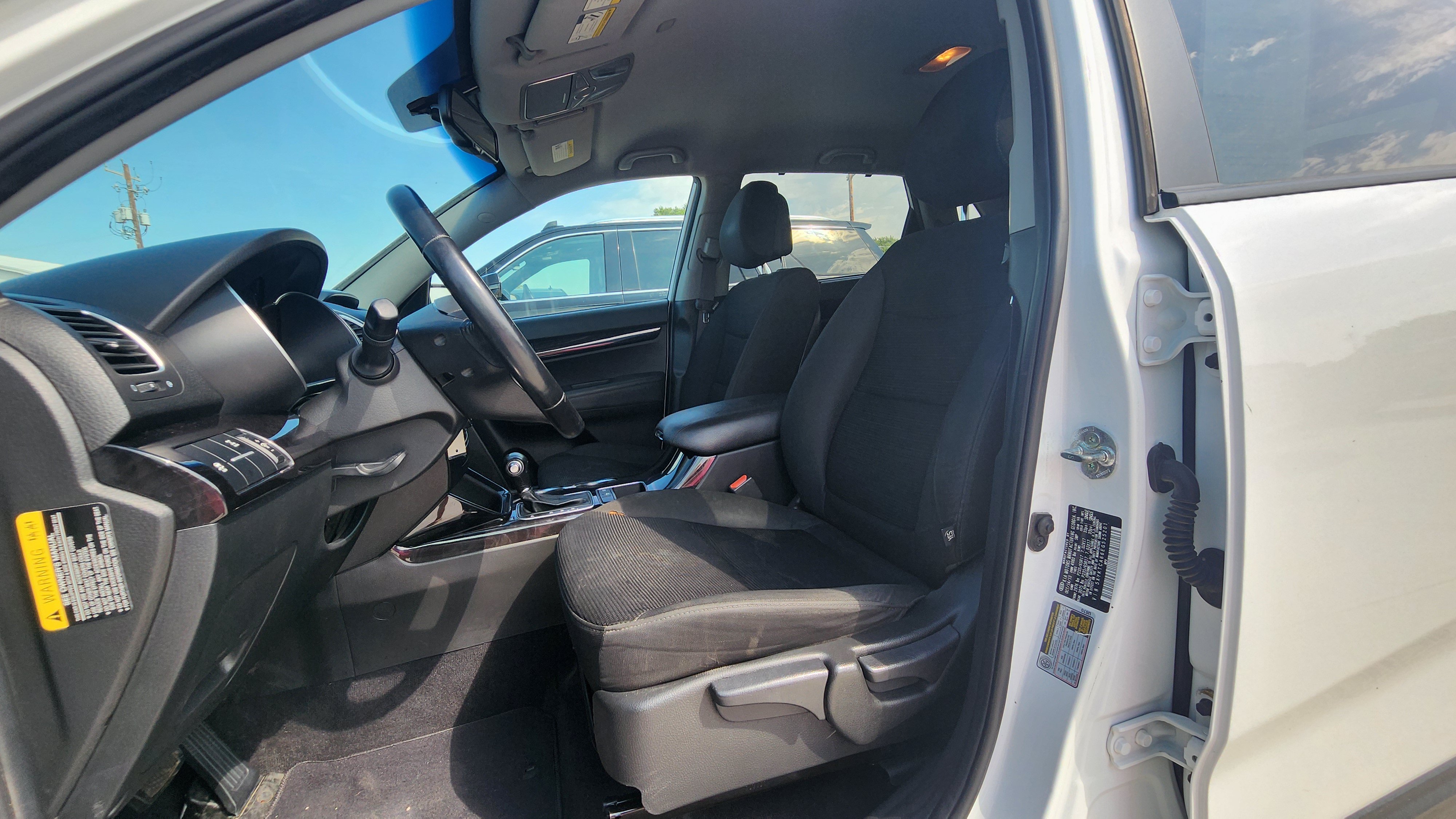 Used 2014 Kia Sorento LX AWD/4WD image 7