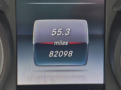 Used 2015 Mercedes-Benz C 300 4MATIC Sedan image 18