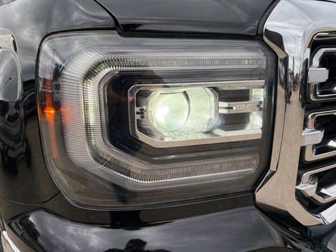 Used 2017 GMC Sierra 1500 SLT image 14