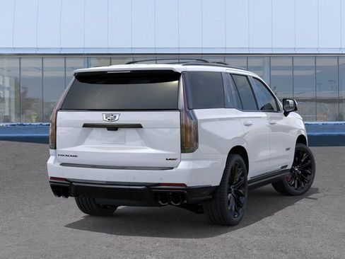 New 2026 Cadillac Escalade V w/ LPO, ONYX Package AWD/4WD image 4