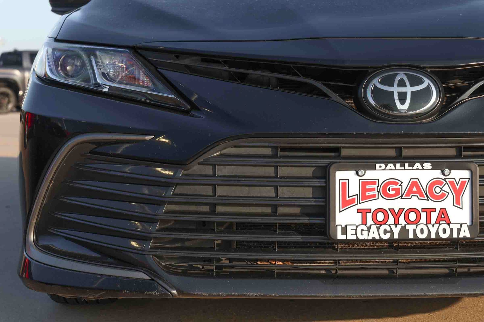 Used 2023 Toyota Camry LE FWD image 9