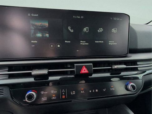 New 2026 Kia Sportage EX image 24