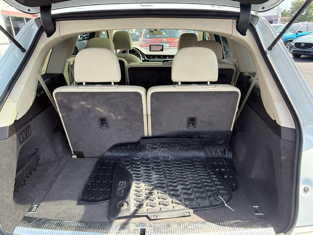 Used 2017 Audi Q7 3.0T Premium Plus AWD/4WD image 11