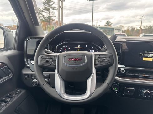 New 2026 GMC Sierra 1500 Elevation image 13