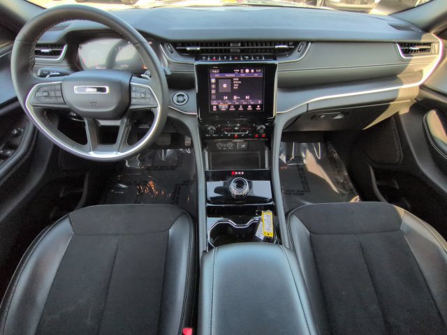 Certified 2023 Jeep Grand Cherokee Altitude AWD/4WD image 14