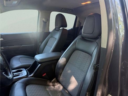 Used 2016 Chevrolet Colorado Z71 RWD image 17