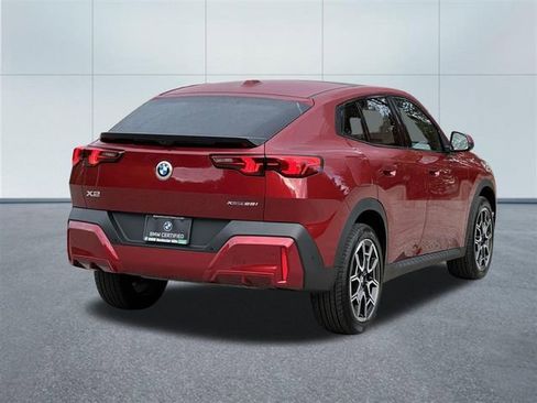 Certified 2025 BMW X2 xDrive28i w/ Convenience Package image 7