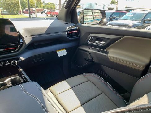 New 2026 Chevrolet Silverado EV Trail Boss w/ Plus Package image 24