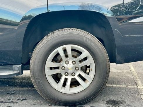 Used 2020 Chevrolet Tahoe LT image 31