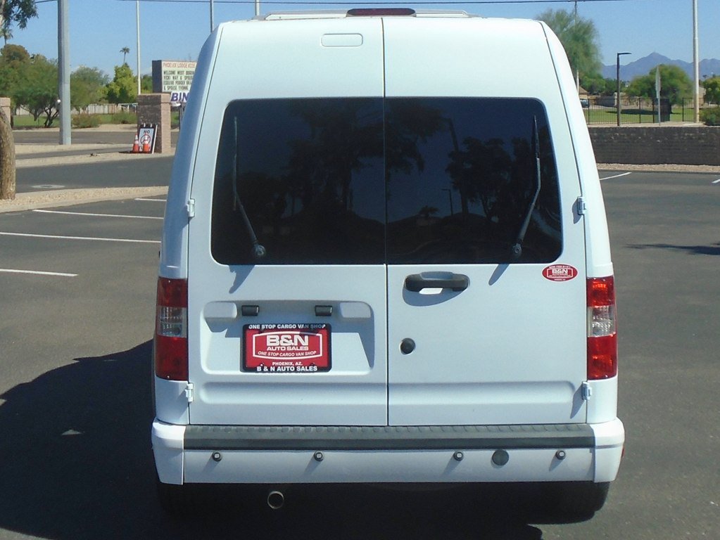 Used 2010 Ford Transit Connect XLT FWD image 4