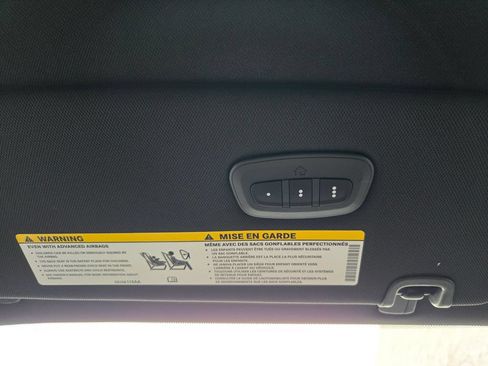 New 2026 Chrysler Pacifica Select AWD/4WD image 19
