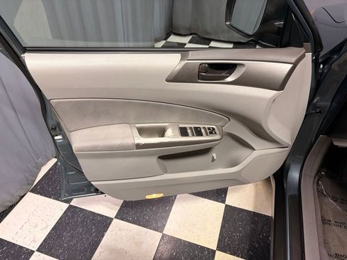 Used 2009 Subaru Forester 2.5X image 12