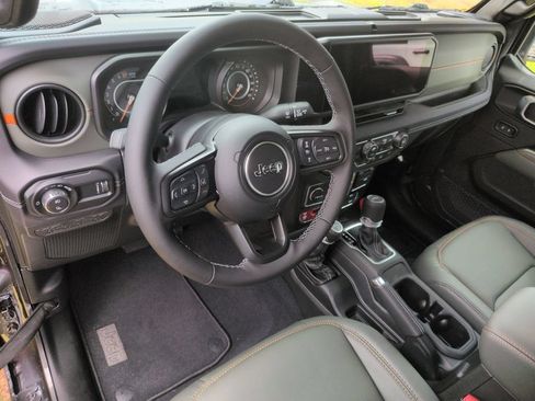 New 2026 Jeep Gladiator Mojave AWD/4WD image 15