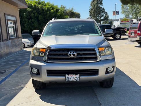 Used 2008 Toyota Sequoia SR5 image 3
